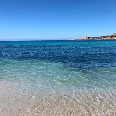 La Terrazza Sul Golfo Lägenhet Badesi